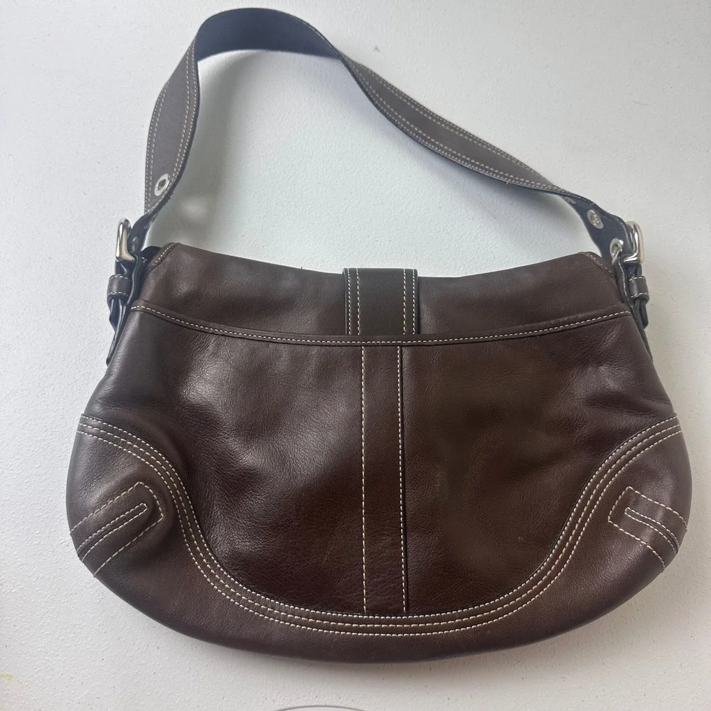 Coach Soho Handbag Womens Medium Brown Leather Buckle Flap Shoulder Bag F10192